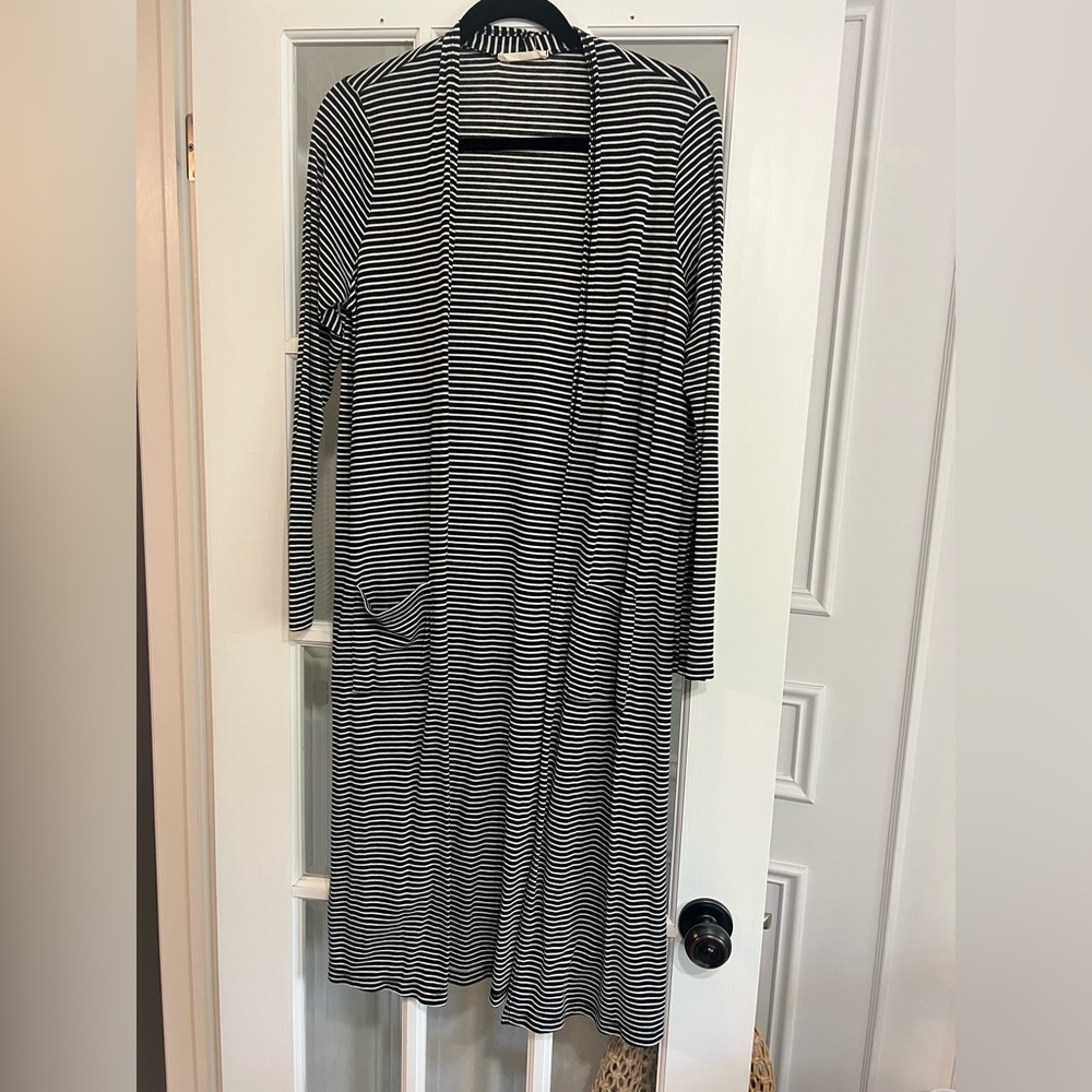 Black and White Striped Long Cardigan